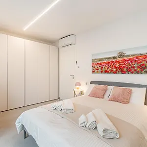 Urban Garden Lofts By Blue Velvet Livings شقة